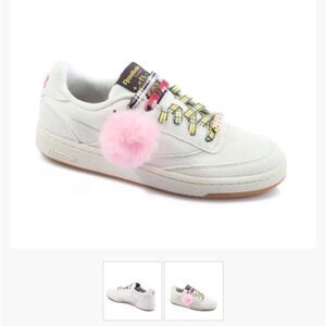 NWT Womens Reebok White Sneakers with Colorful Plaid laces.